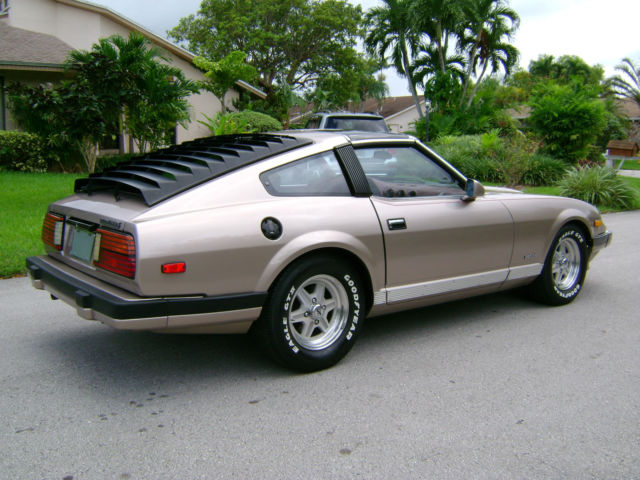 1983 280zx - 41000 mi. - 100% orig. mint - rare fr. beige / red - always garaged