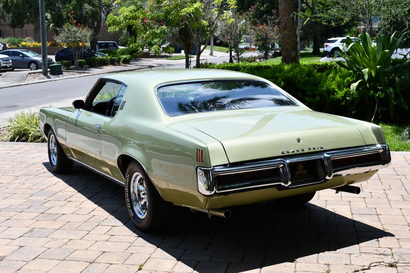 1969 pontiac grand prix