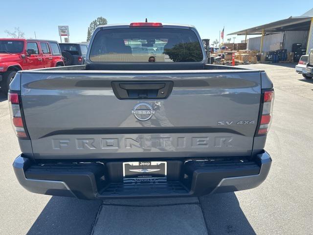 2023 nissan frontier sv