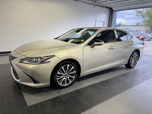 2021 lexus es 250 base