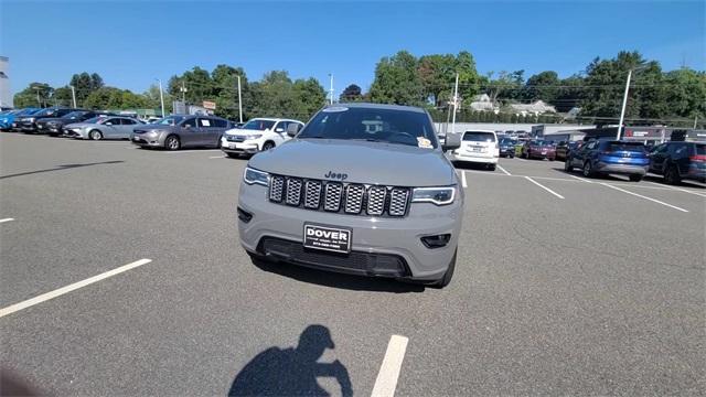 2021 jeep grand cherokee laredo