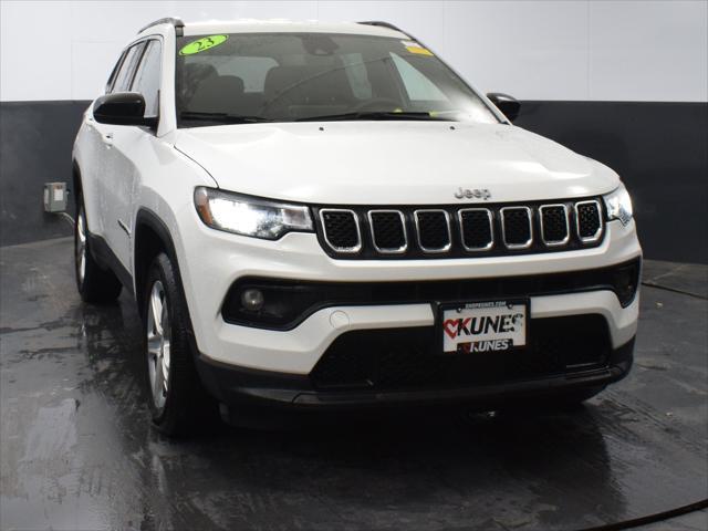 2023 jeep compass latitude