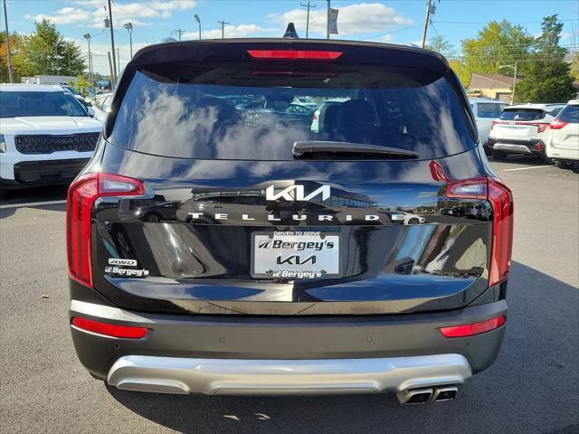 2022 kia telluride s