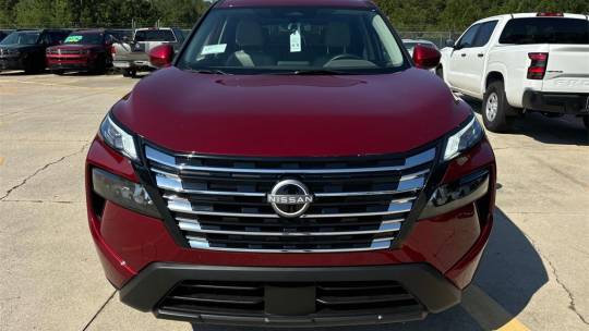 2024 Nissan sv