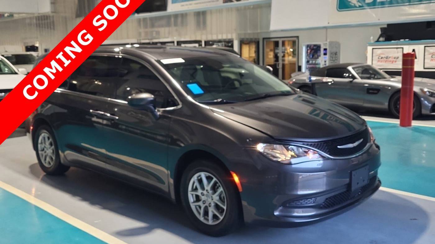 2021 chrysler voyager lx