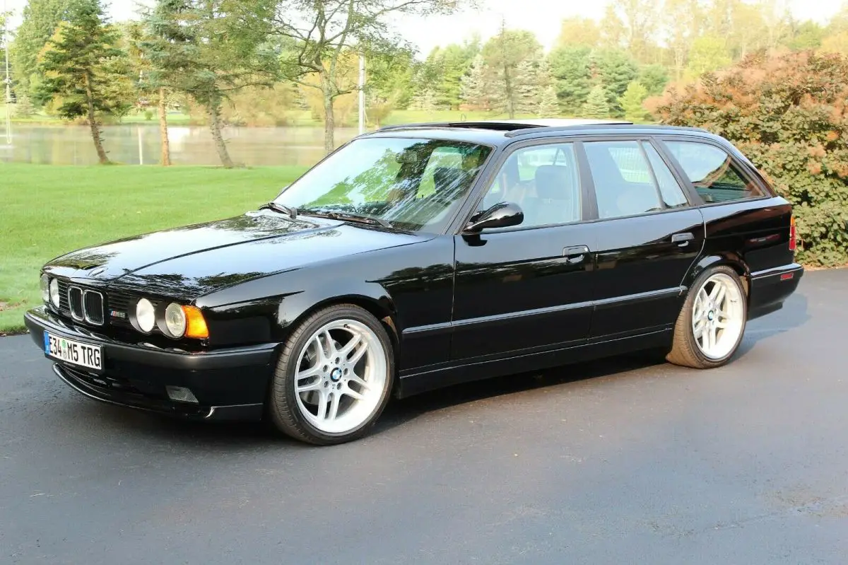 e34 m5 touring clone 5-speed manual 18" m parallel wheels m52 s52 cams wagon