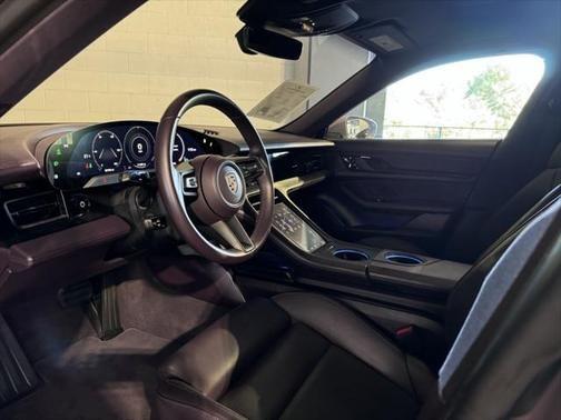 2021 porsche taycan