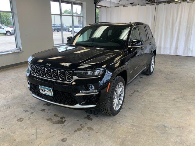 2022 jeep grand cherokee summit