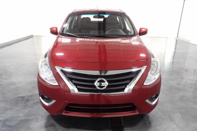 2018 nissan versa 1.6 s+