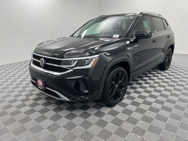 2022 volkswagen taos 1.5t sel 4dr front-wheel drive in cranston, rhode island