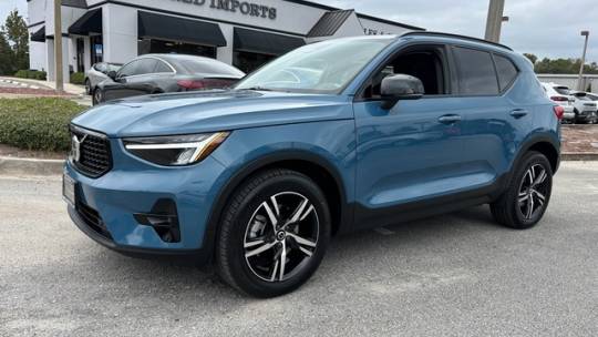 2023 Volvo XC40