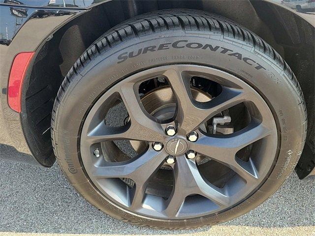 2022 chrysler 300 s