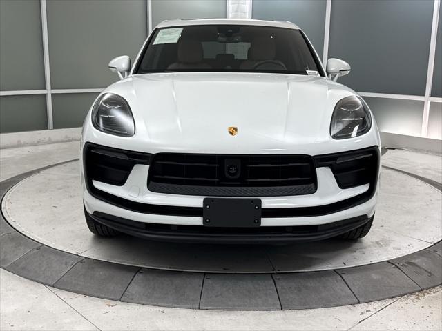 2024 porsche macan base