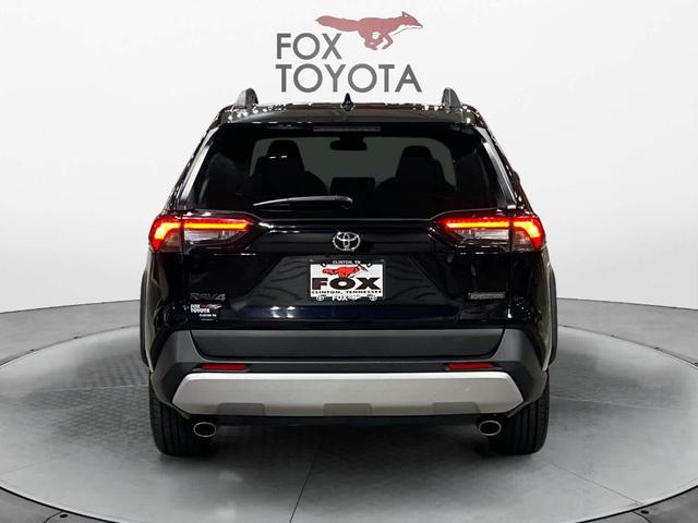 2022 toyota rav4 adventure