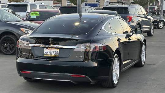 2015 Tesla Model S