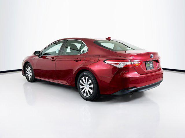 2020 toyota camry le