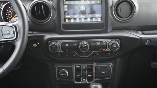 2023 Jeep Gladiator