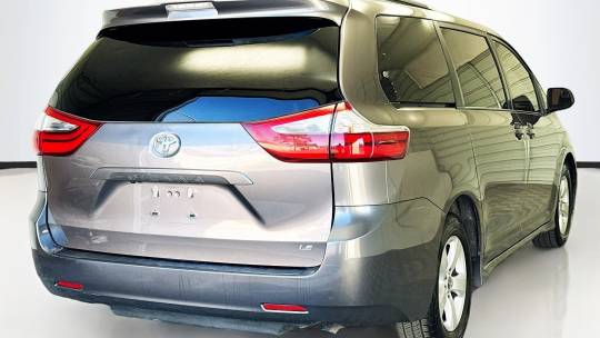 2020 Toyota Sienna