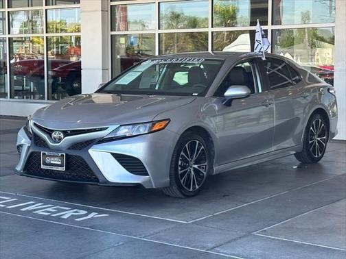 2020 toyota camry