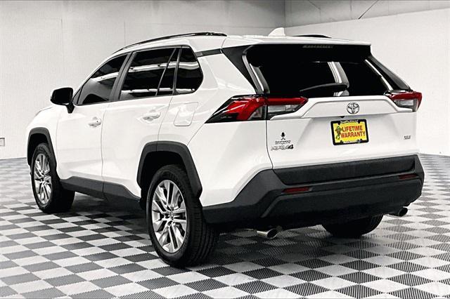 2020 toyota rav4 xle