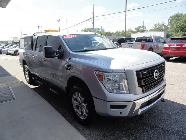 2021 nissan titan xd sv