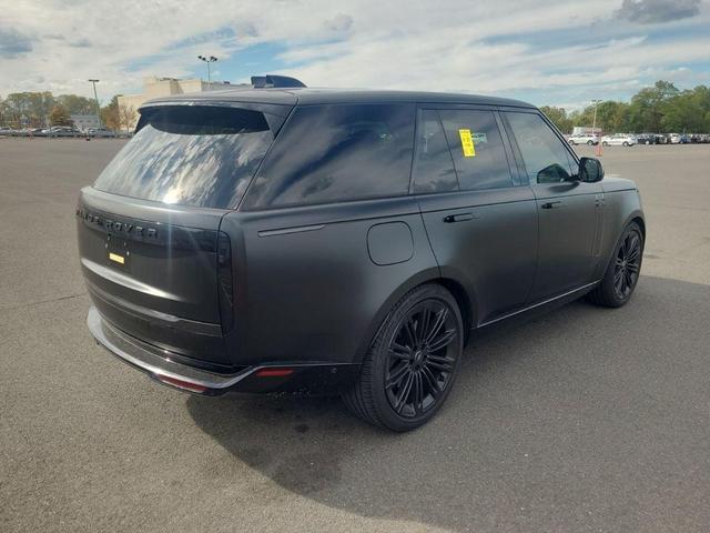 2024 land rover range rover p530 se