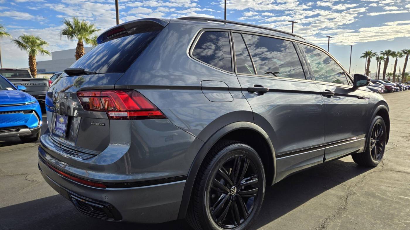 2022 volkswagen tiguan se r-line black 4motion