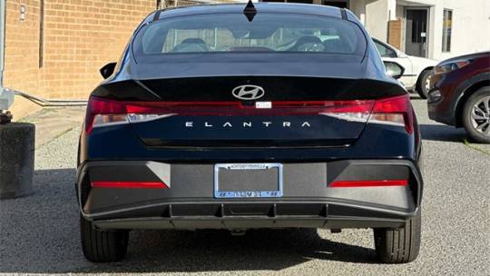 2024 Hyundai Elantra