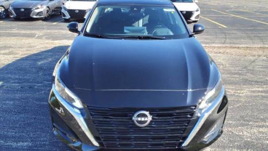 2025 Nissan Altima