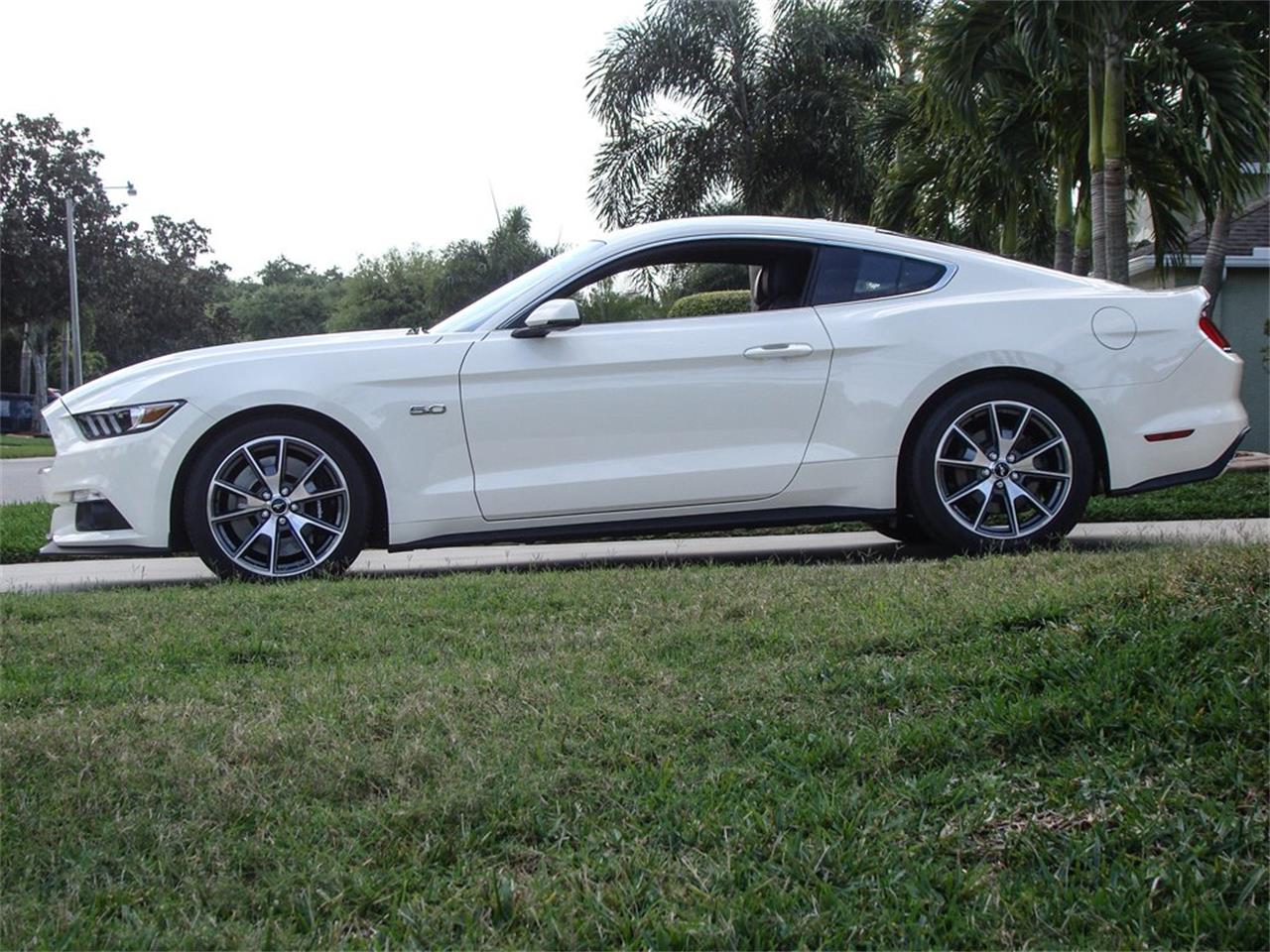 2015 ford mustang