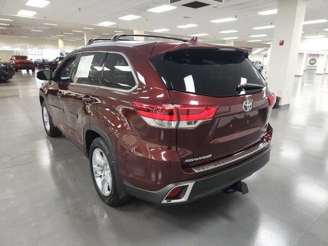 2017 toyota highlander limited