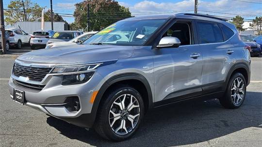 2022 kia seltos ex