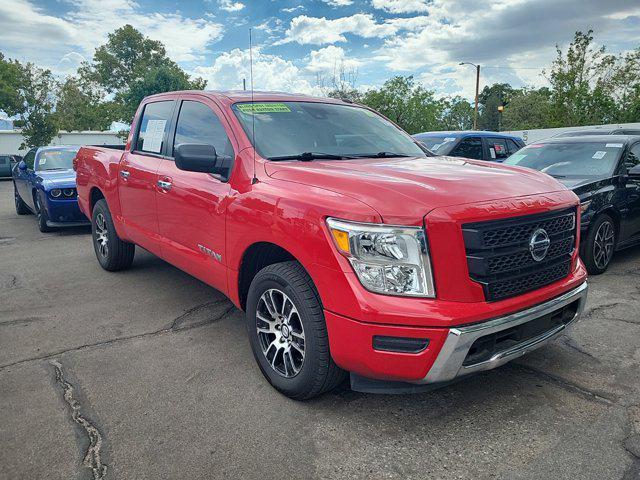 2021 nissan titan sv