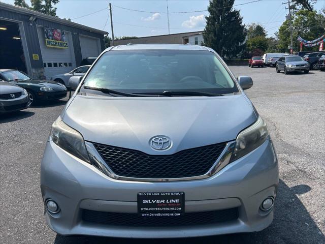 2013 toyota sienna se