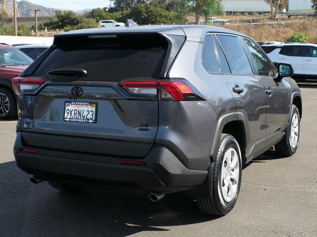 2024 toyota rav4 le