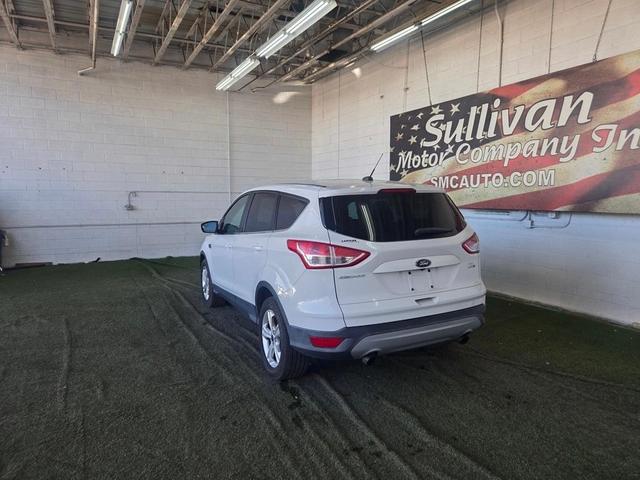 2015 ford escape se