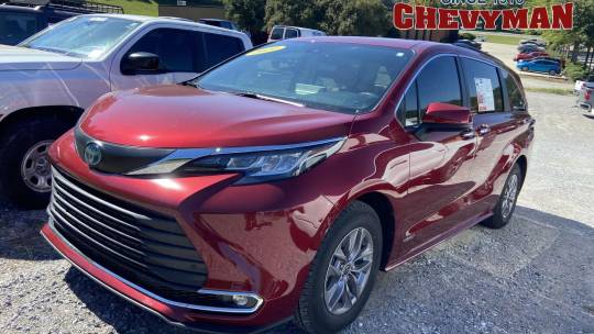 2021 Toyota Sienna xle