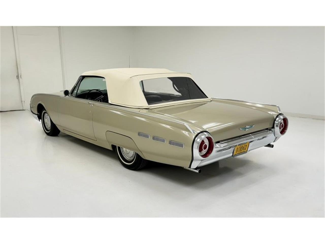 1962 ford thunderbird