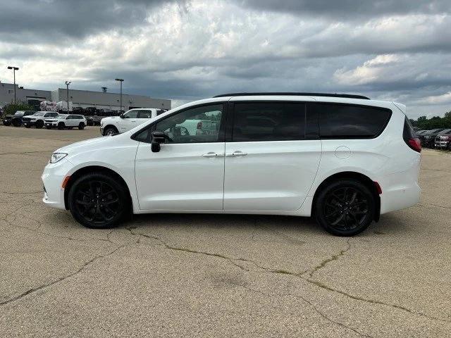 2023 chrysler pacifica limited awd
