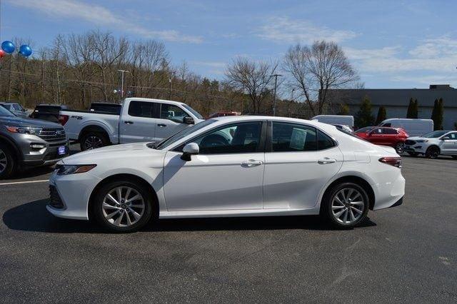 2021 toyota camry le in brooklyn, connecticut