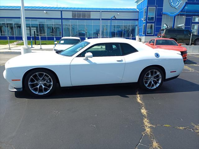 2022 dodge challenger gt