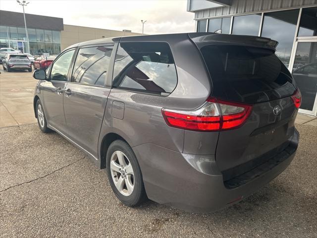 2019 toyota sienna l