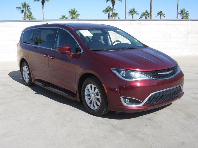 2018 chrysler pacifica touring plus