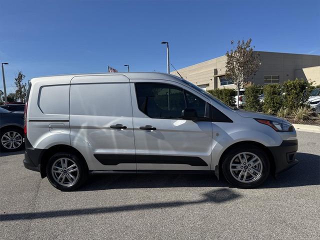 2022 ford transit connect base