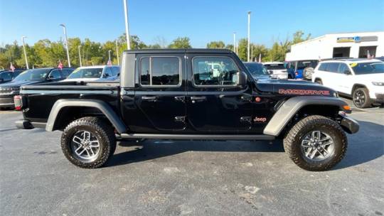 2024 Jeep Gladiator