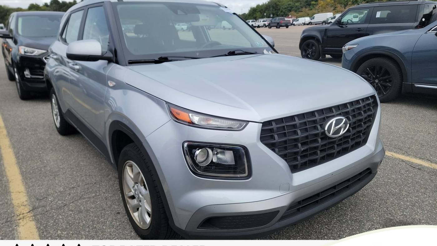 2021 hyundai venue se