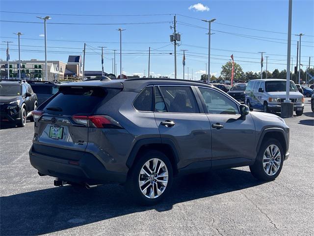 2022 toyota rav4 xle