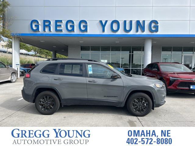 2023 jeep cherokee altitude