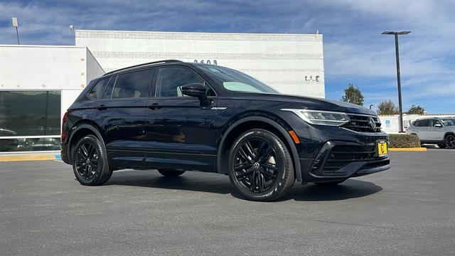 2022 volkswagen tiguan 2.0t se r-line black