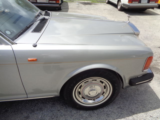 rolls royce silver spirit extra low miles garaged non smoker florida car